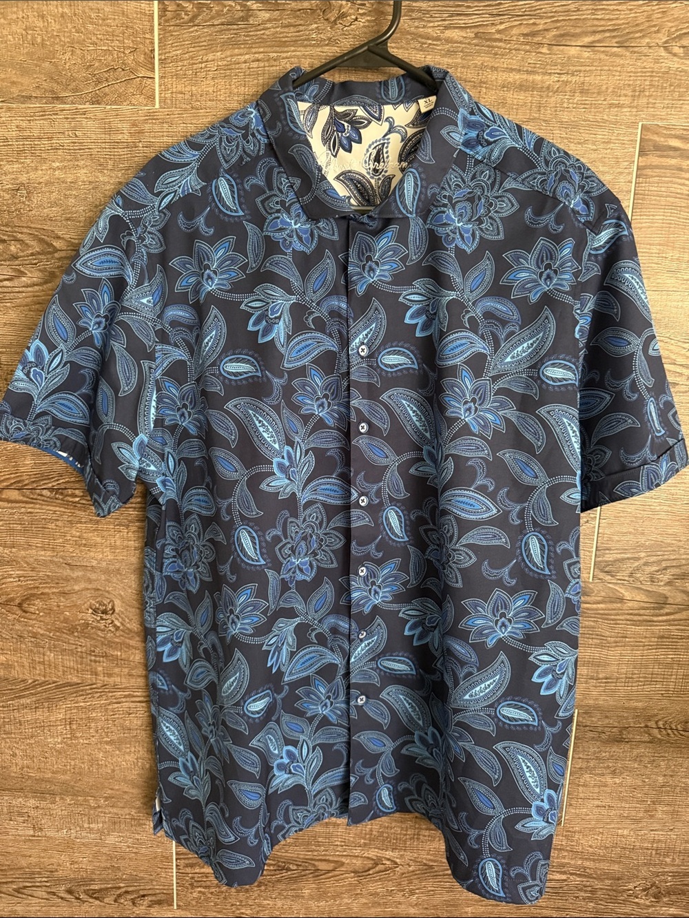 Robert Graham Navy Blue Floral Paisley Short Sleeve Button-Up Shirt